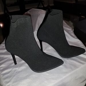 Steve Madden Sleek Black Heeled Boots